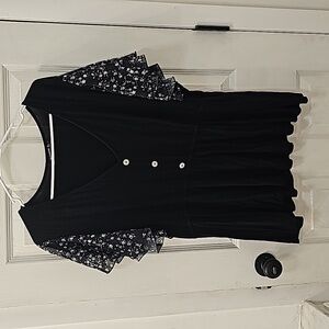 Bloomchic Ditsy Floral Ruffle Sleeve V Neck